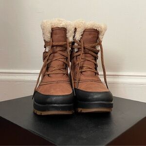 Sorel Women’s Tivoli IV Parc Boot in Size 9